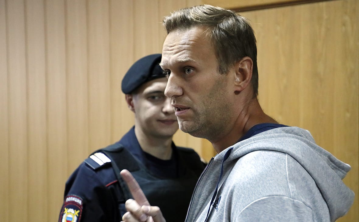 Алексея Навального выписали из «Шарите»