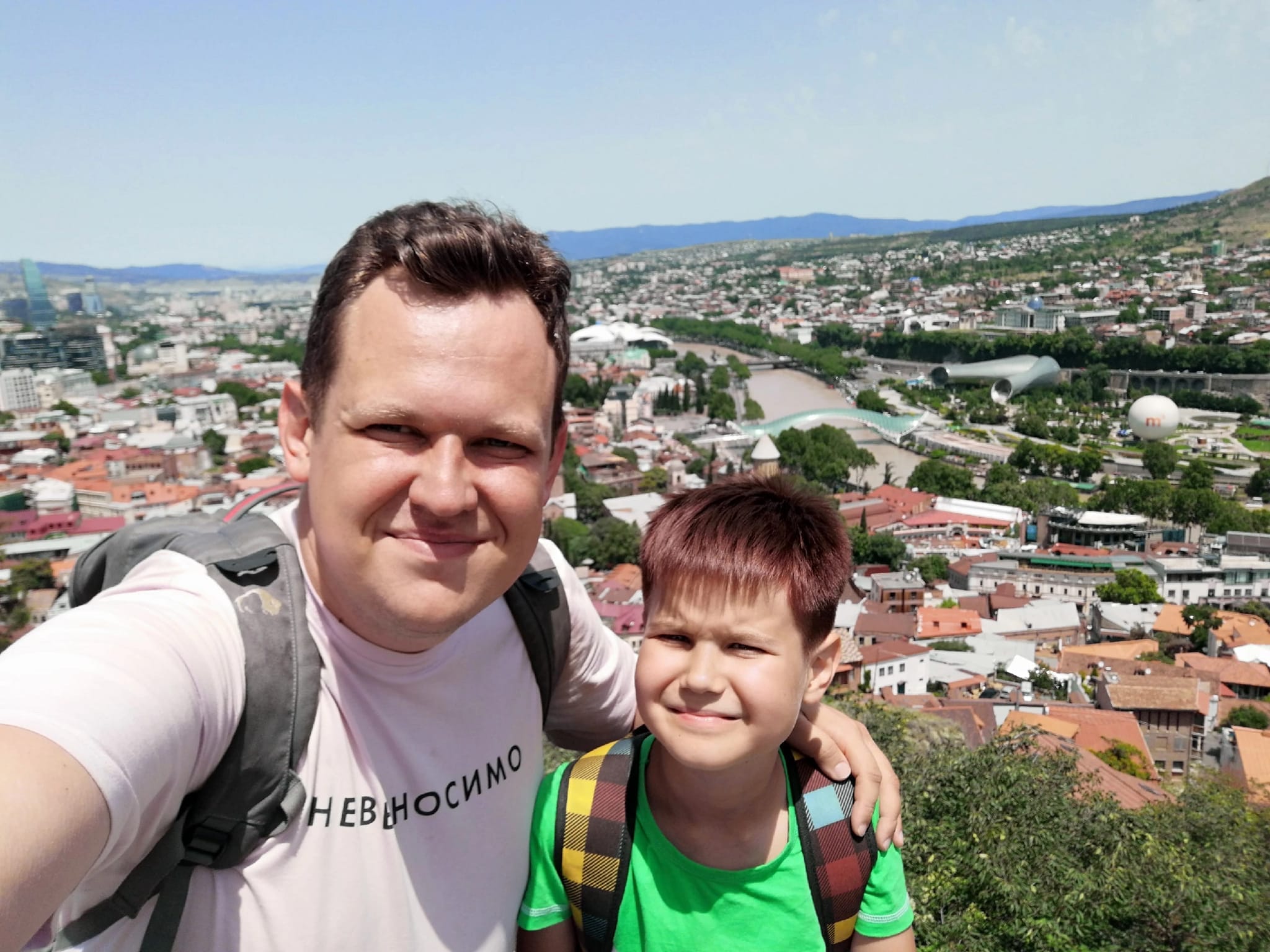 На директора колледжа, который поддержал выступающих против войны студентов, написали донос за прививание своему сыну «ценностей пацифизма»