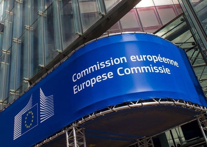 Венгрия и Словакия заблокировали план Еврокомиссии по отказу от российских энергоресурсов. Евросоюз планирует избежать вето