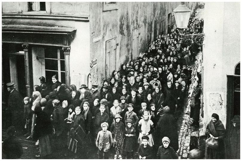 Очередь за едой в Берлине, 1916/1917