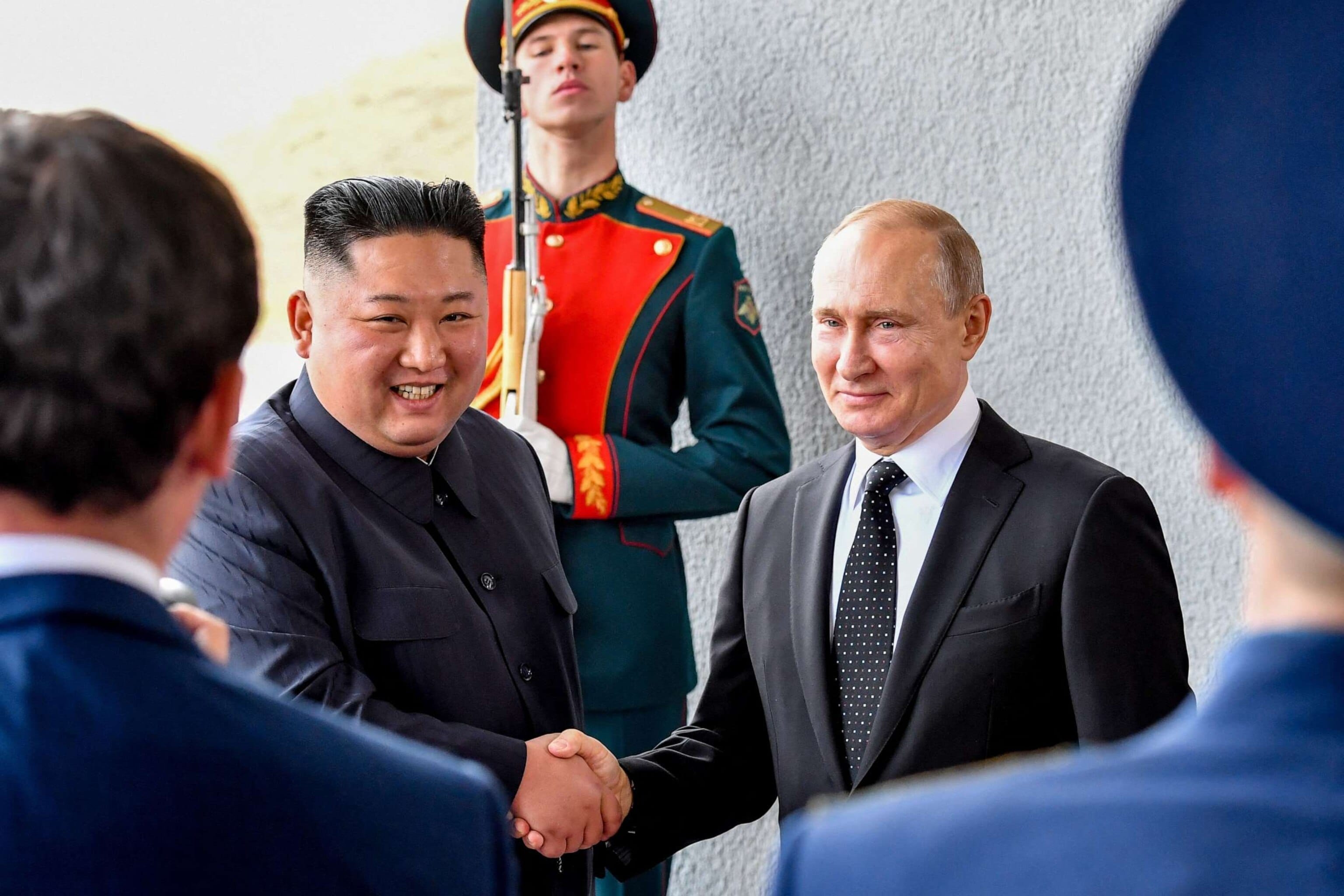 FT: КНДР испытывает подъем национальной экономики за счет сотрудничества с Россией